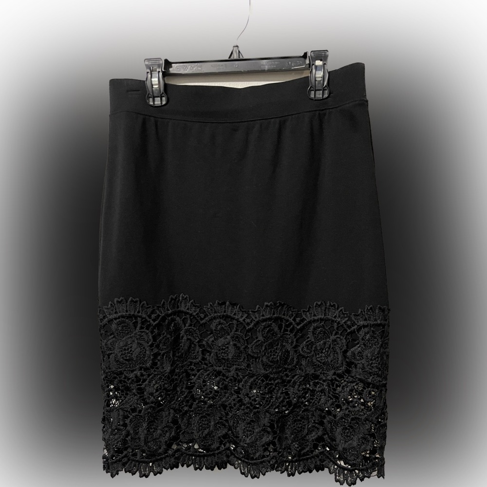 Floral Lace Skirt by Haute Monde size Large